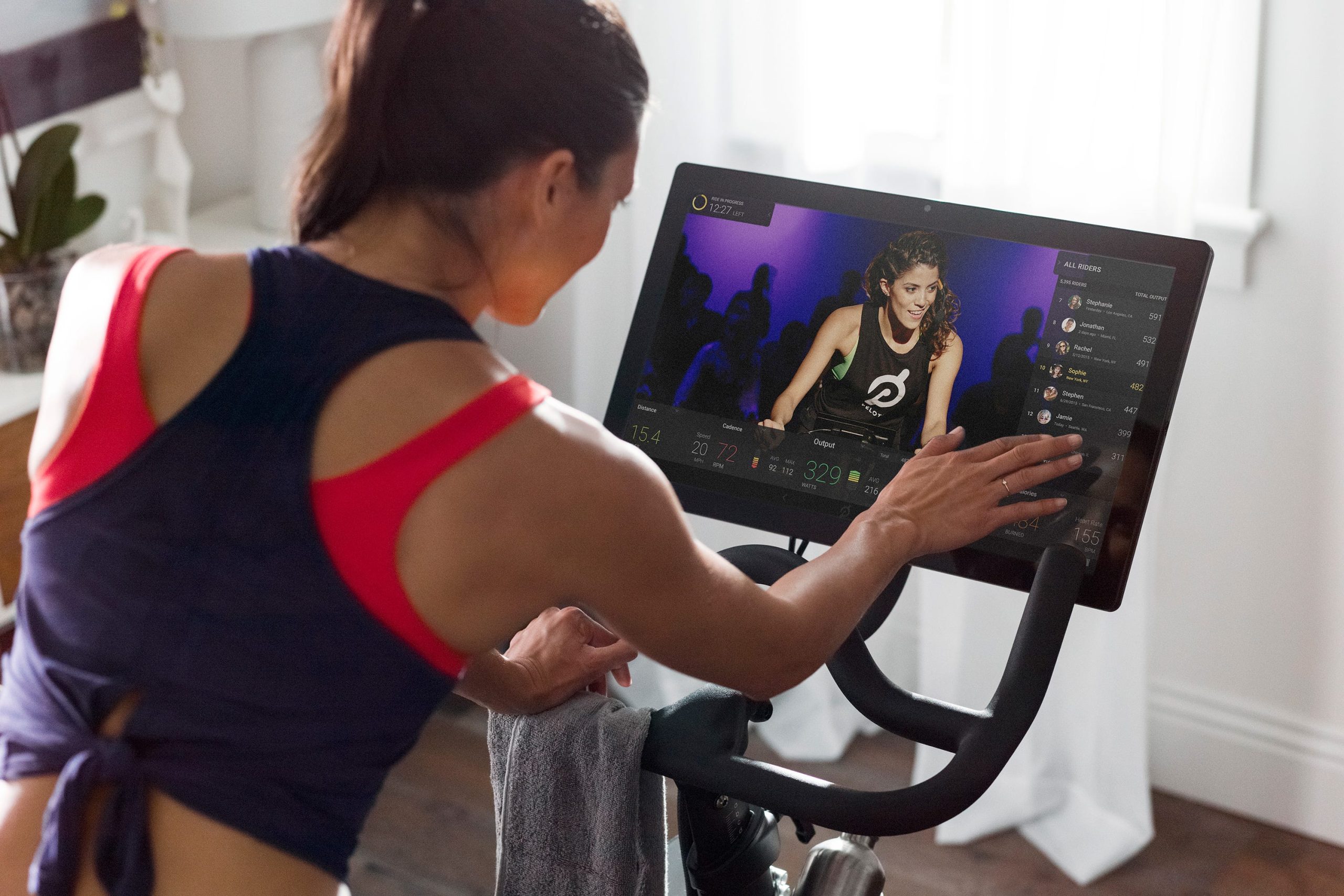 DTC健身器材品牌Peloton：把健身房带回家