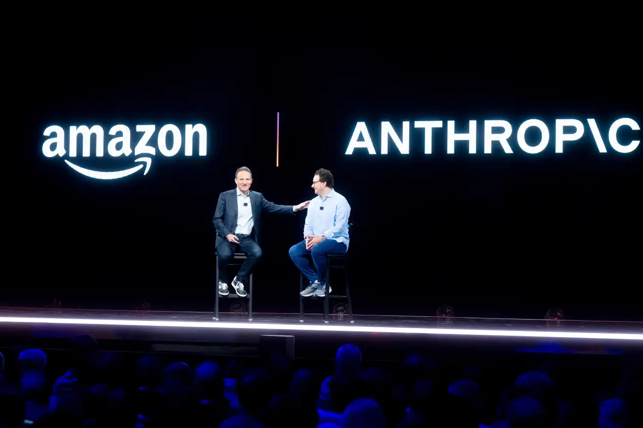 Anthropic vs OpenAI，未来谁会是AI的真正王者？